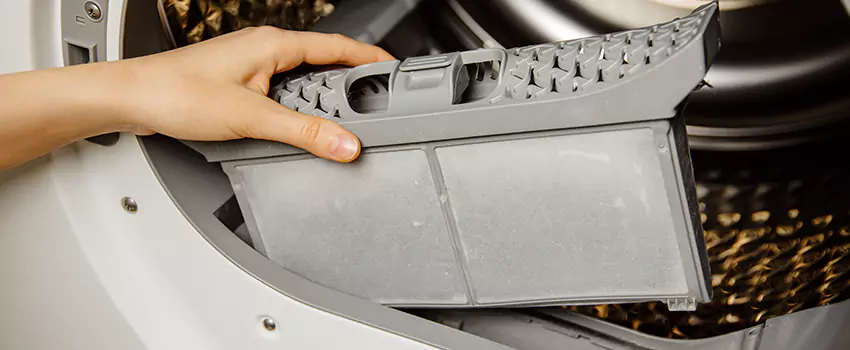 Signs Of A Clogged Dryer Lint Trap in Montgomery, Illinois